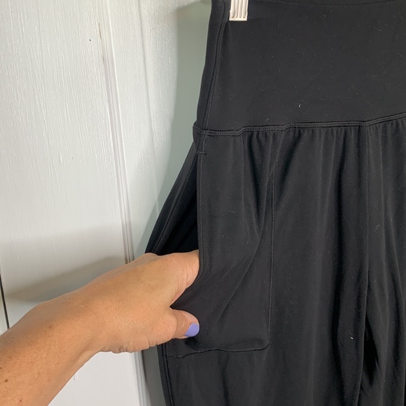 Athleta Salutation High-rise Black Jogger W-782 Sz S - Picture 6 of 13